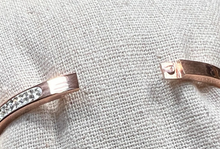 Load image into Gallery viewer, Rose Gold Lock Charm Bangle Bracelet
