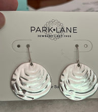 Load image into Gallery viewer, Park Lane - Seashell Earrings- Silver
