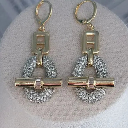 Elegant Crystal Drop Earrings