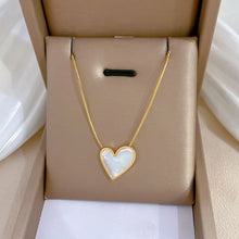 Load image into Gallery viewer, Modern Heart Necklace
