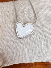 Load image into Gallery viewer, Modern Heart Necklace
