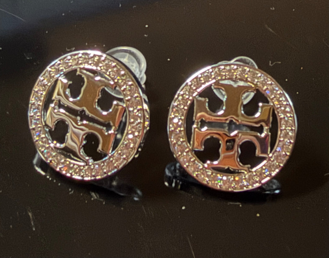 Circle T Stud Earrings