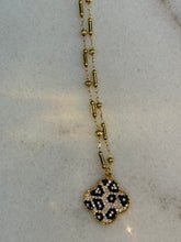Load image into Gallery viewer, Wild Clover Necklace
