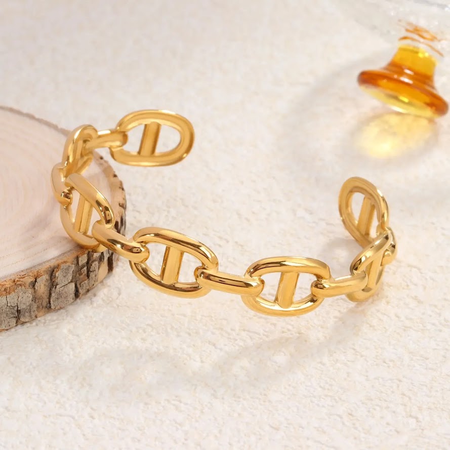 Classic Link Style Bangle