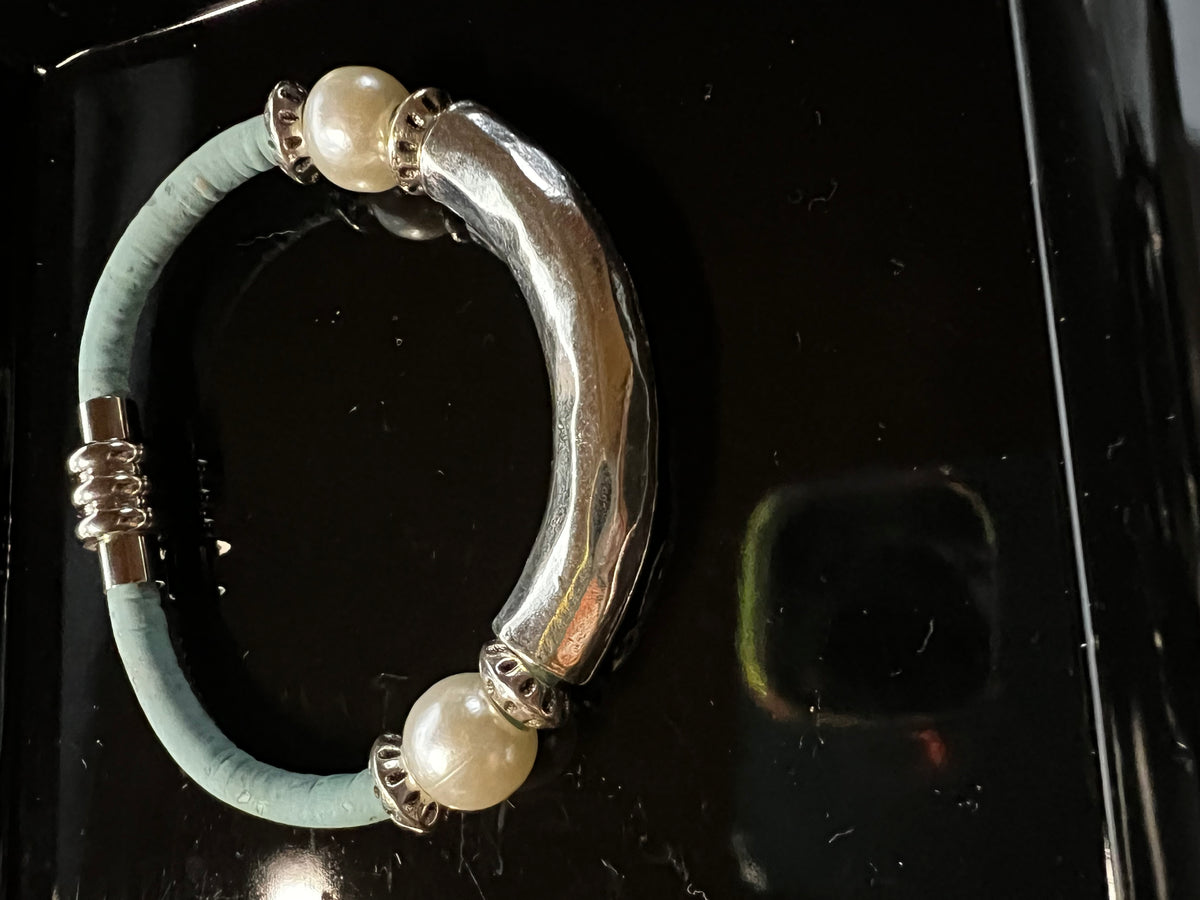 Sea Ranch Jewelry's Chunky Beaded Cork Bracelet - SkyBlue