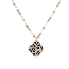 Load image into Gallery viewer, Wild Clover Necklace
